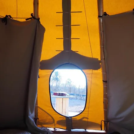 Οργανωμένο κάμπινγκ Teepee Volcano Tindaya